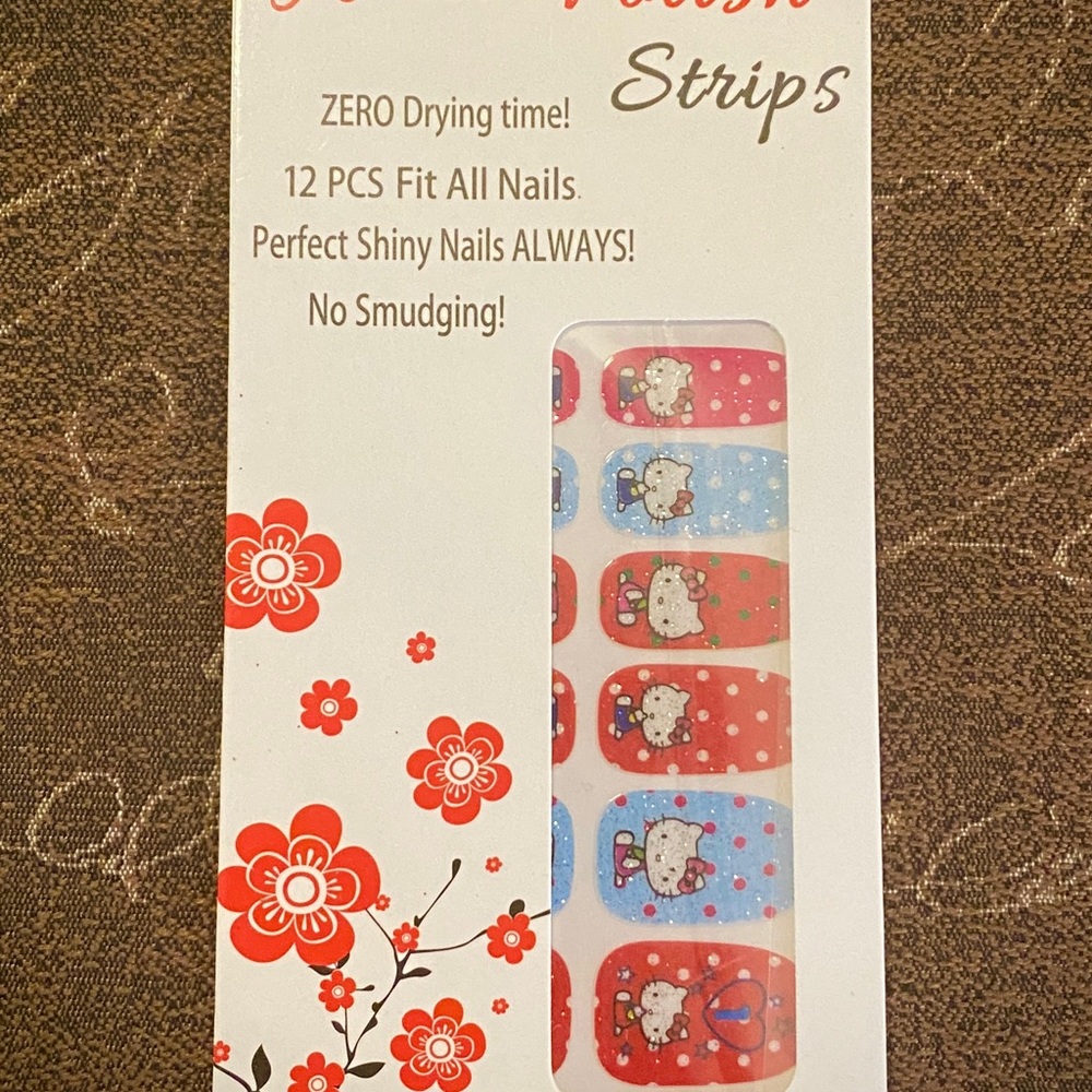 NAIL POLISH STRIPS - Hello Kitty